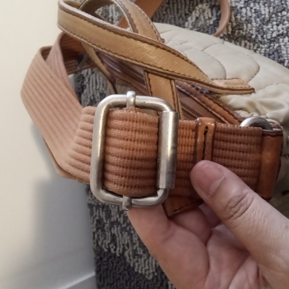 Fossil Key-per Tan Beige Qiulted Floral Nylon Crossbody Womens - Picture 5 of 11